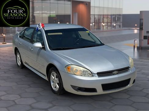 Used 2010 Chevrolet Impala LT FWD image 2