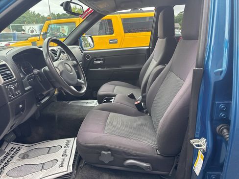 Used 2011 Chevrolet Colorado LT AWD/4WD image 12
