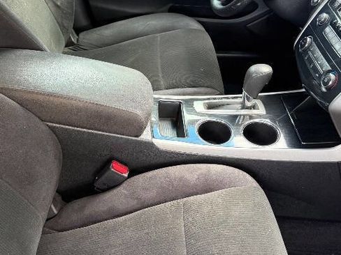 Used 2013 Nissan Altima 2.5 S image 11