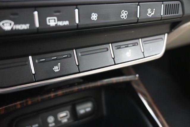 Used 2019 Kia Sorento EX AWD/4WD image 33