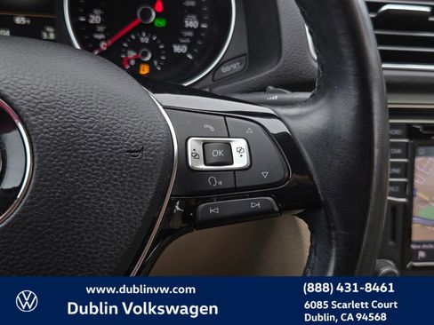 Used 2018 Volkswagen Passat 2.0T SE image 21