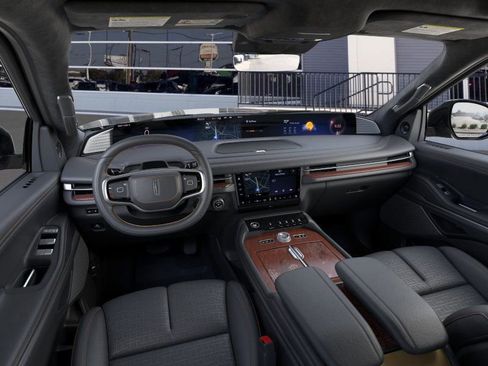 New 2025 Lincoln Navigator L Black Label image 9