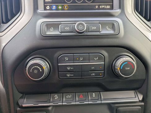 Used 2019 Chevrolet Silverado 1500 Custom Trail Boss w/ Custom Convenience Package AWD/4WD image 22