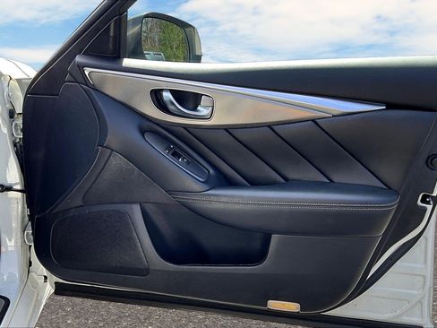 Used 2019 INFINITI Q50 Signature Edition w/ Cargo Package (L96) image 19