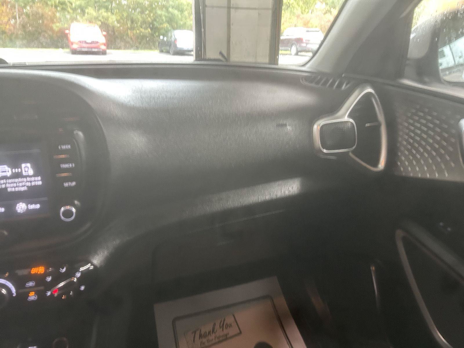 Used 2024 Kia Soul LX w/ Option Group 015 FWD image 18