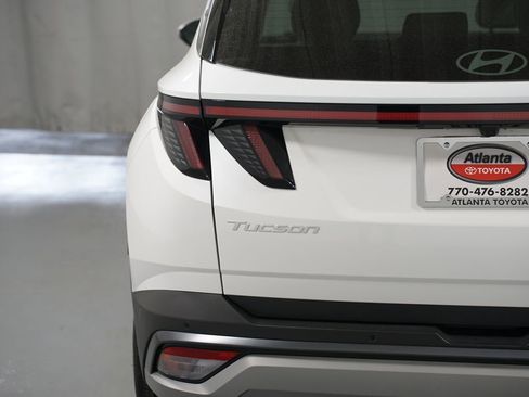 Used 2025 Hyundai Tucson Limited image 10