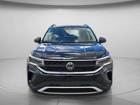 Certified 2024 Volkswagen Taos S FWD image 3