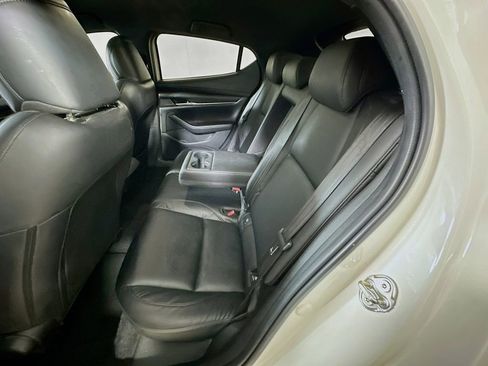 Used 2021 MAZDA MAZDA3 s FWD image 14