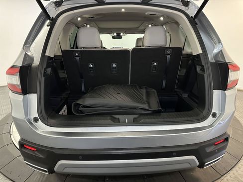Certified 2024 Honda Pilot Touring image 33