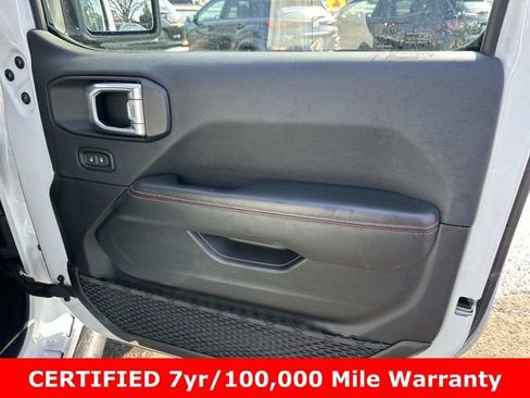 Certified 2024 Jeep Wrangler Unlimited Rubicon w/ Technology Group image 7