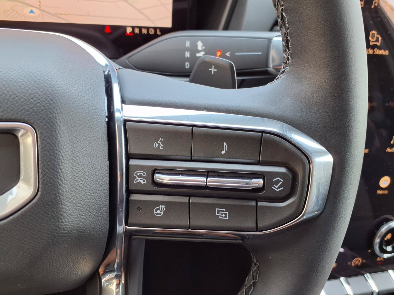 New 2027 GMC Terrain Elevation FWD image 8