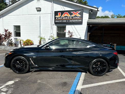 Used 2017 INFINITI Q60 2.0t w/ Premium Plus Package 2.0T image 2