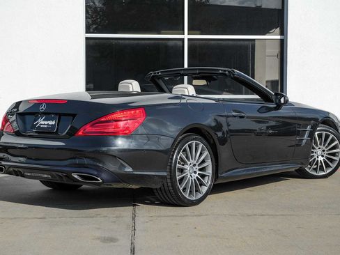 Used 2017 Mercedes-Benz SL 450 image 8