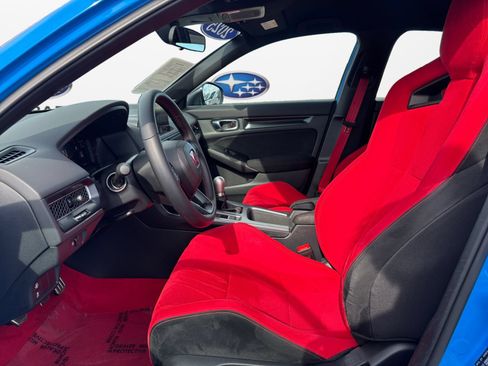 Used 2025 Honda Civic Type R image 10