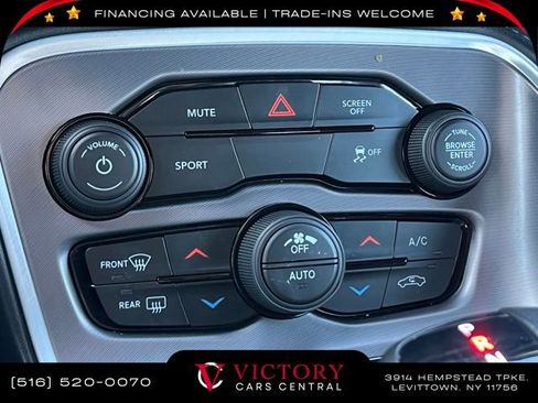 Used 2021 Dodge Challenger SXT w/ Blacktop Package image 29