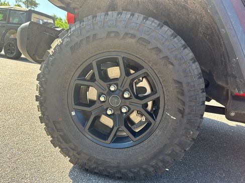 Used 2025 Jeep Wrangler Unlimited Sport S 4xe AWD/4WD image 13