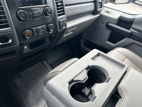 Used 2019 Ford F250 XL w/ Power Equipment Group RWD image 40