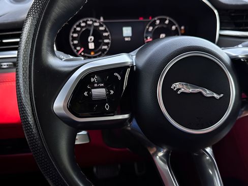 Used 2022 Jaguar F-PACE SVR AWD/4WD image 13