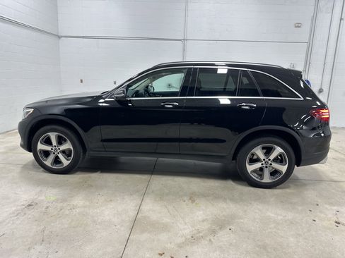 Used 2017 Mercedes-Benz GLC 300 300 4MATIC image 7