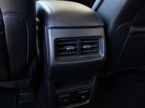 Used 2019 Ford Edge SEL w/ Equipment Group 201A FWD image 31