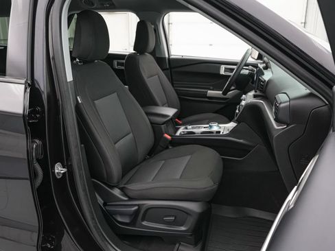 Certified 2024 Ford Explorer XLT AWD/4WD image 22