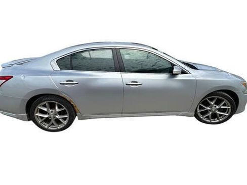 Used 2010 Nissan Maxima 3.5 SV w/ Sport Pkg FWD image 7