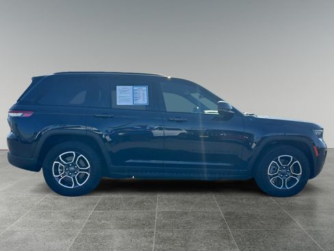 Used 2023 Jeep Grand Cherokee Trailhawk w/ Advanced Protech Group II AWD/4WD image 6