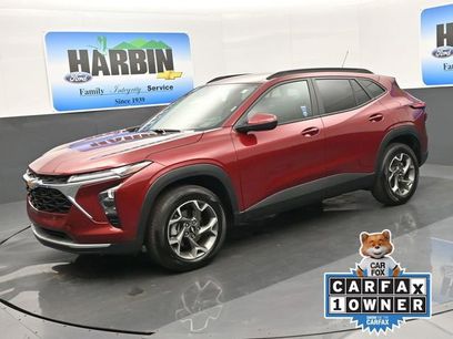 Used 2025 Chevrolet Trax LT w/ LT Convenience Package