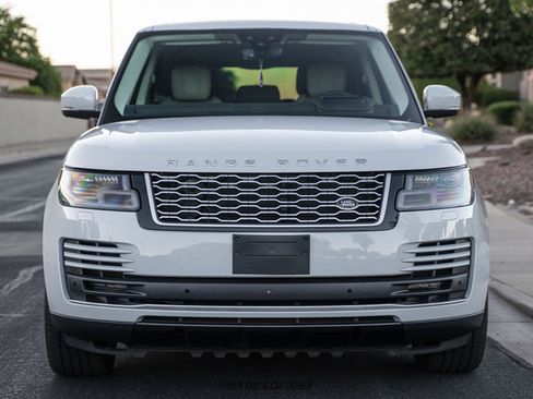 Used 2019 Land Rover Range Rover Supercharged AWD/4WD image 13