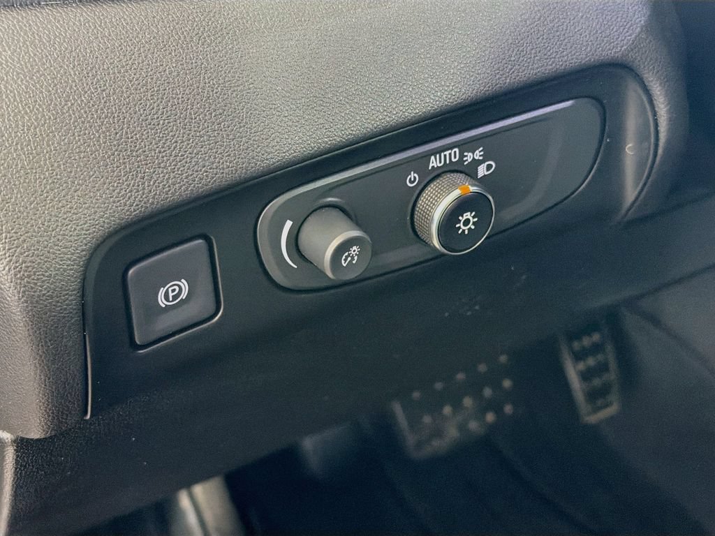 Used 2019 Buick Enclave Premium FWD image 12