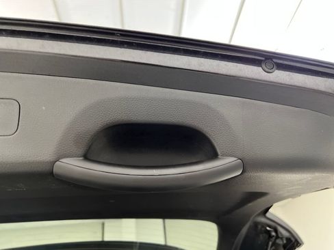 Used 2026 Kia Carnival LXS FWD image 50