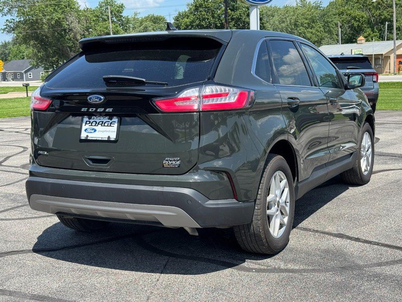 Used 2024 Ford Edge SEL w/ Convenience Package AWD/4WD image 3