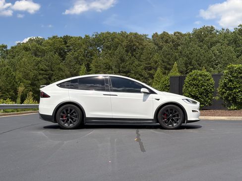 Used 2023 Tesla Model X Plaid AWD/4WD image 5