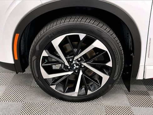 Used 2024 Mitsubishi Outlander Ralliart image 9