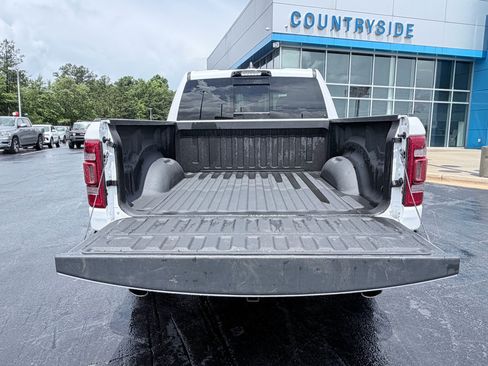 Used 2022 RAM 1500 Limited AWD/4WD image 9