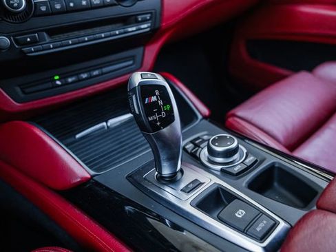 Used 2012 BMW X5 M image 10