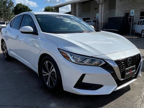 Used 2020 Nissan Sentra SV FWD image 3