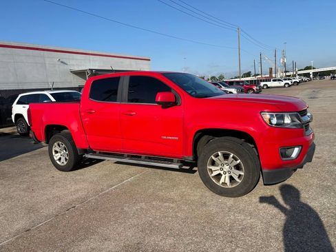 Used 2020 Chevrolet Colorado LT w/ LT Convenience Package RWD image 4