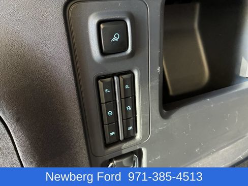 Used 2025 Ford Expedition Max Platinum w/ Stealth Performance Package AWD/4WD image 33