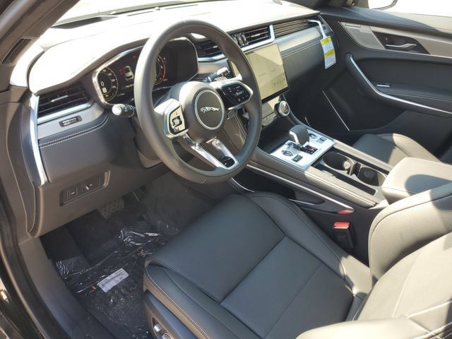 Certified 2026 Jaguar F-PACE R-Dynamic S AWD/4WD image 26
