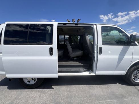 Used 2013 Chevrolet Express 3500 LT w/ LT Preferred Equipment Group RWD image 10