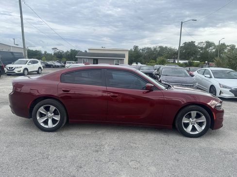 Used 2018 Dodge Charger SXT Plus RWD image 12