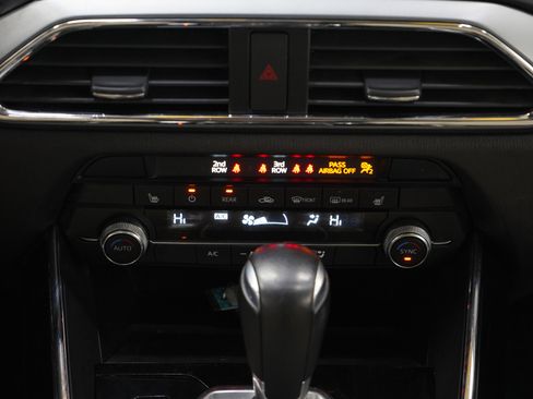 Used 2023 MAZDA CX-9 Touring image 18