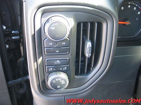 Used 2022 Chevrolet Silverado 2500 W/T w/ WT Fleet Convenience Package AWD/4WD image 6