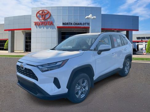 New 2025 Toyota RAV4 XLE image 5
