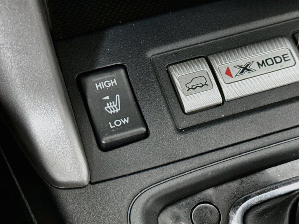 Used 2015 Subaru Forester 2.5i Touring w/ Eyesight & Navigation System AWD/4WD image 24
