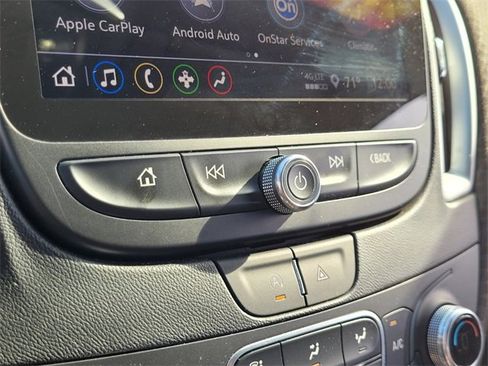 Used 2024 Chevrolet Malibu LT image 19