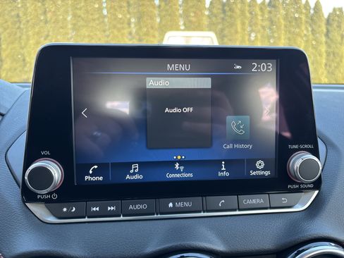 Used 2025 Nissan Sentra SR w/ SR Premium Package image 28