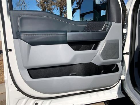 Certified 2024 Ford F250 Limited w/ FX4 Off-Road Package image 21