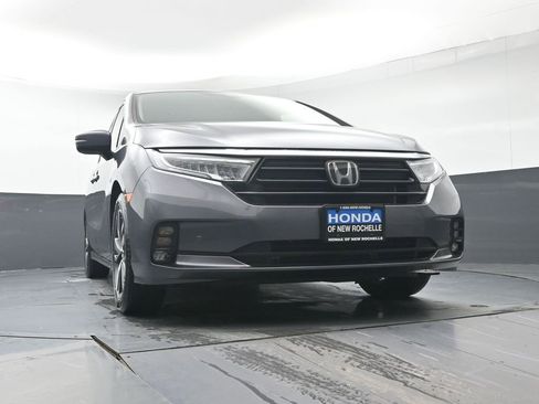 Certified 2022 Honda Odyssey Touring image 42